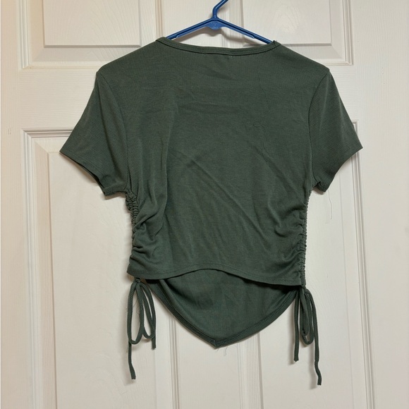 Basic Tee - Picture 3 of 3